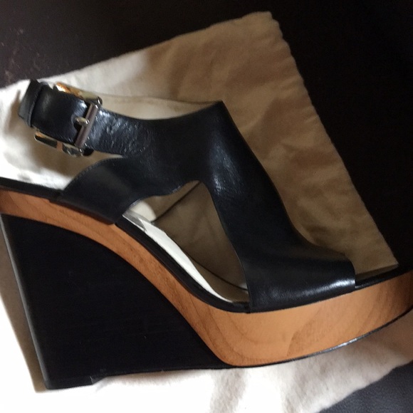 Michael Kors Shoes - MK bulk leather dress shoes! Michael Kors Shoes - MK bulk leather dress shoes!
